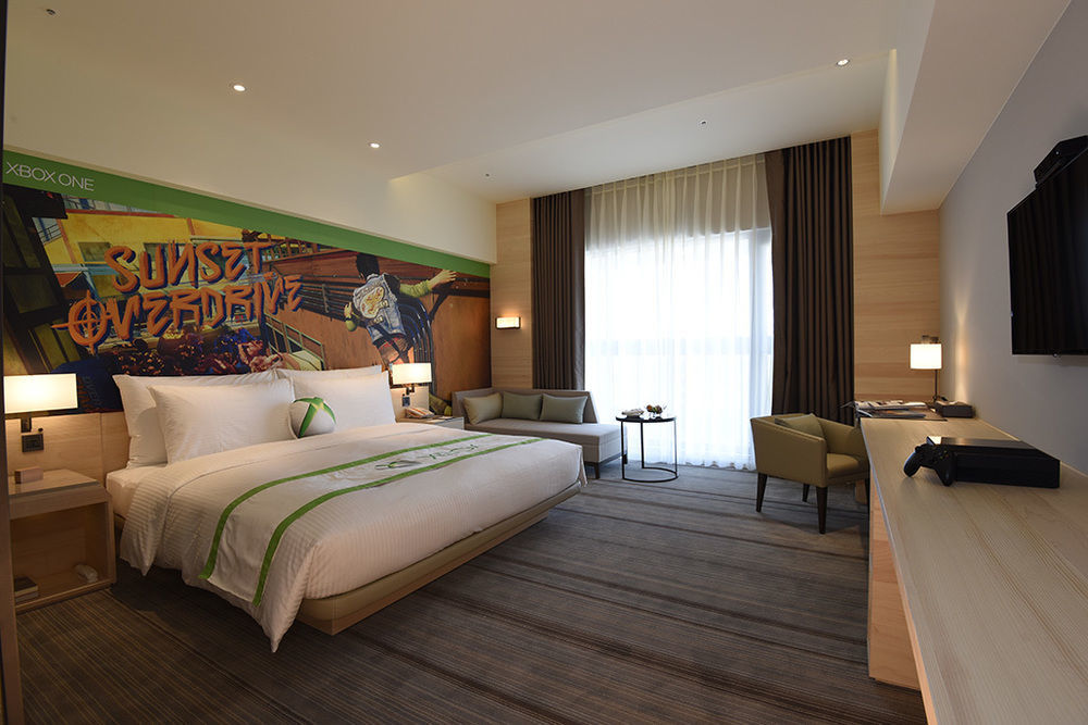 Hotel Cozzi Ximen Tainan Bagian luar foto