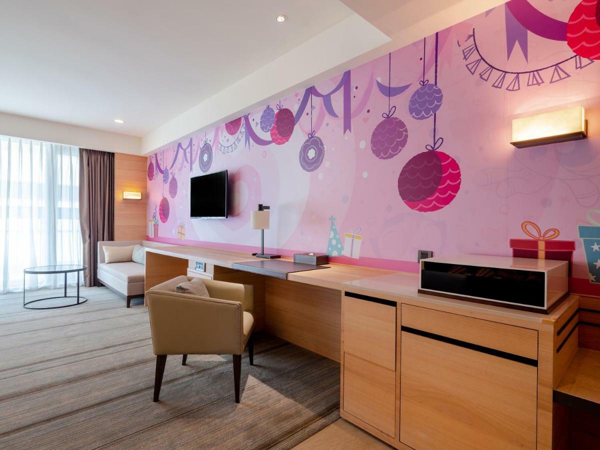 Hotel Cozzi Ximen Tainan Bagian luar foto