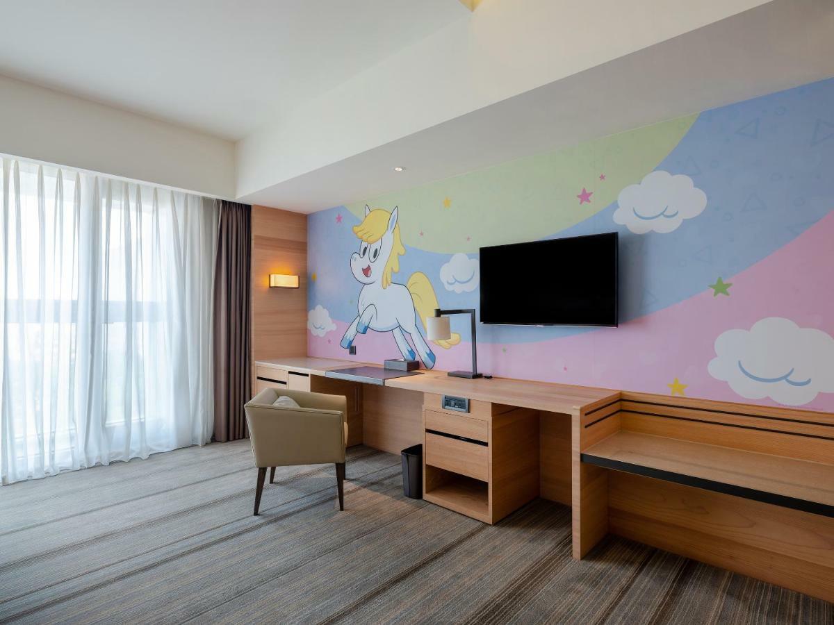 Hotel Cozzi Ximen Tainan Bagian luar foto