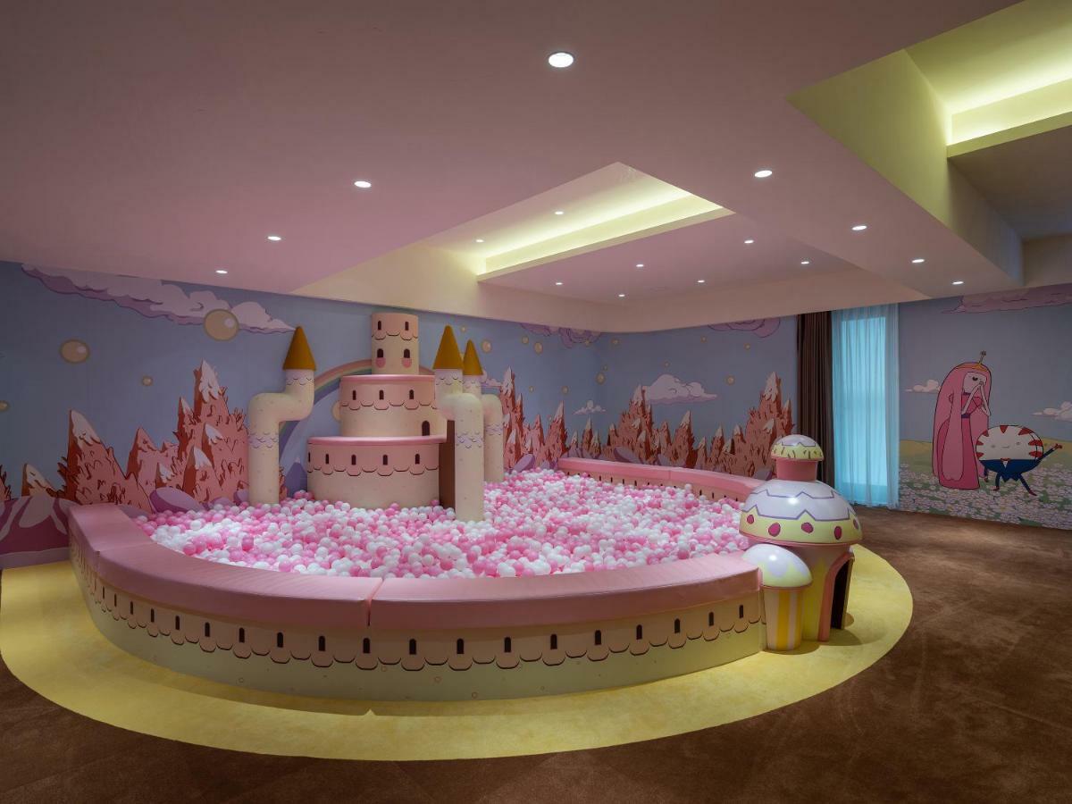 Hotel Cozzi Ximen Tainan Bagian luar foto