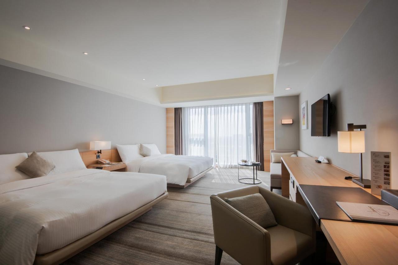 Hotel Cozzi Ximen Tainan Bagian luar foto
